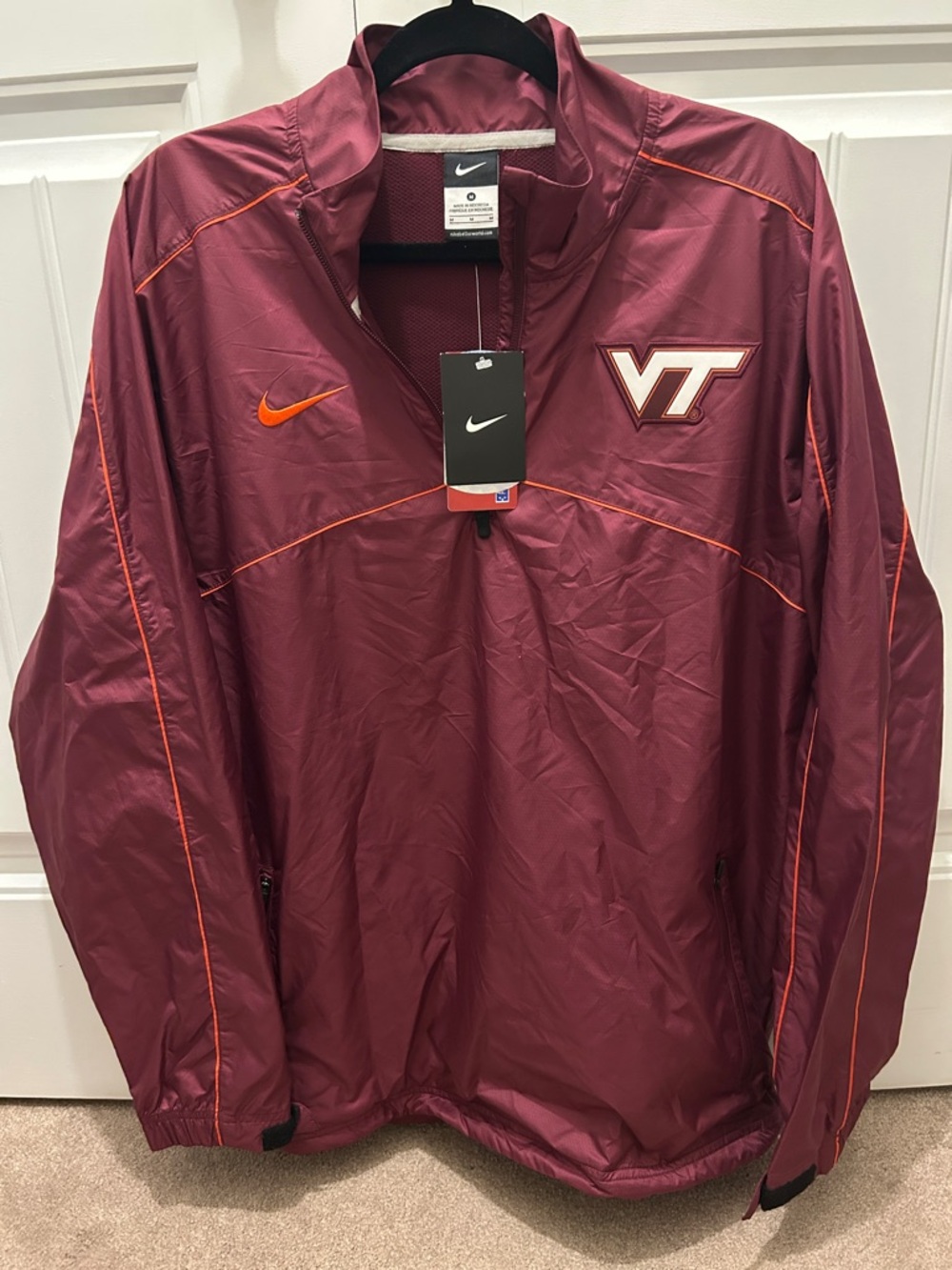 NWT Nike Men’s Virginia Tech Windbreaker